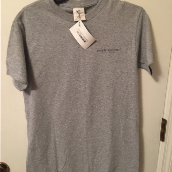 Cute Simply Southern t-shirt - Picture 1 of 3